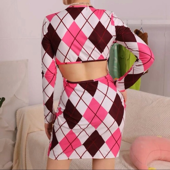 Argyle Print Cut Out Tie Front Bodycon Dress - Picture 3 of 3